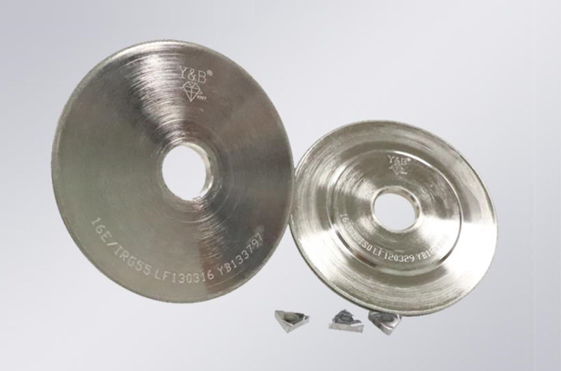 Electroplated grinding wheel for CNC blade